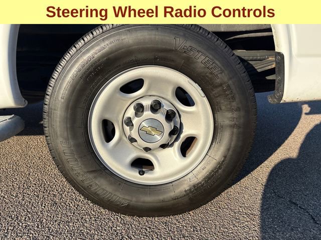 Used 2024 Chevrolet Express 2500 w/ Driver Convenience Package image 9