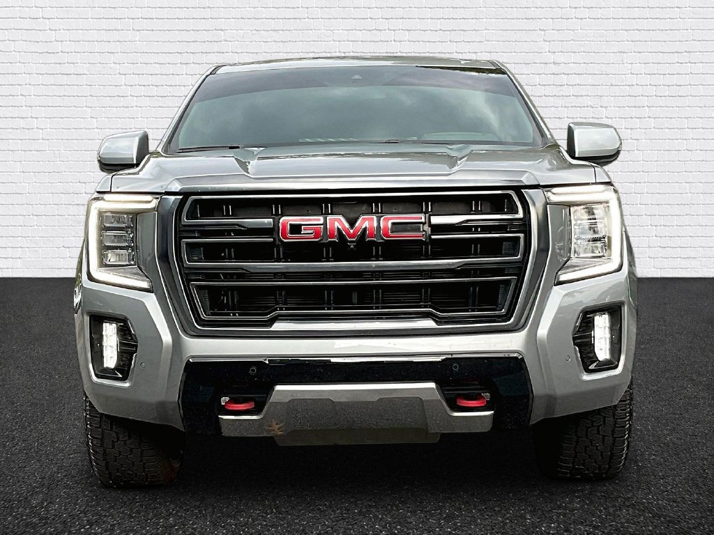 Used 2023 GMC Yukon XL AT4 w/ AT4 Premium Plus Package AWD/4WD image 2