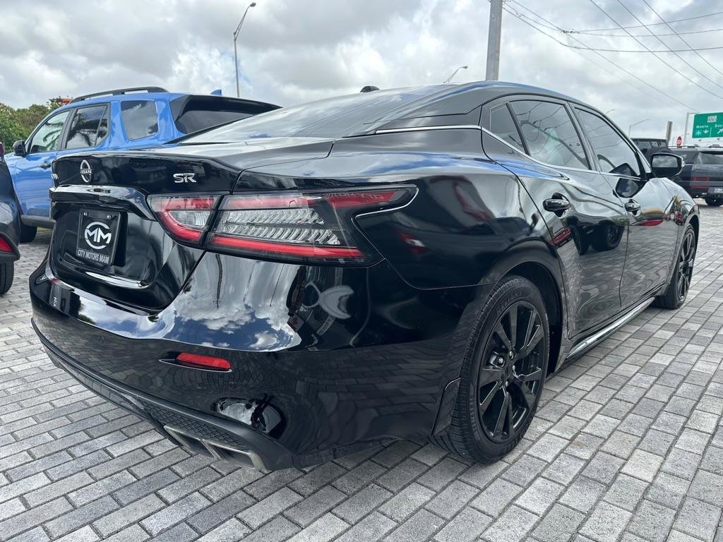 Used 2023 Nissan Maxima SR w/ Sport Mat Group FWD image 8