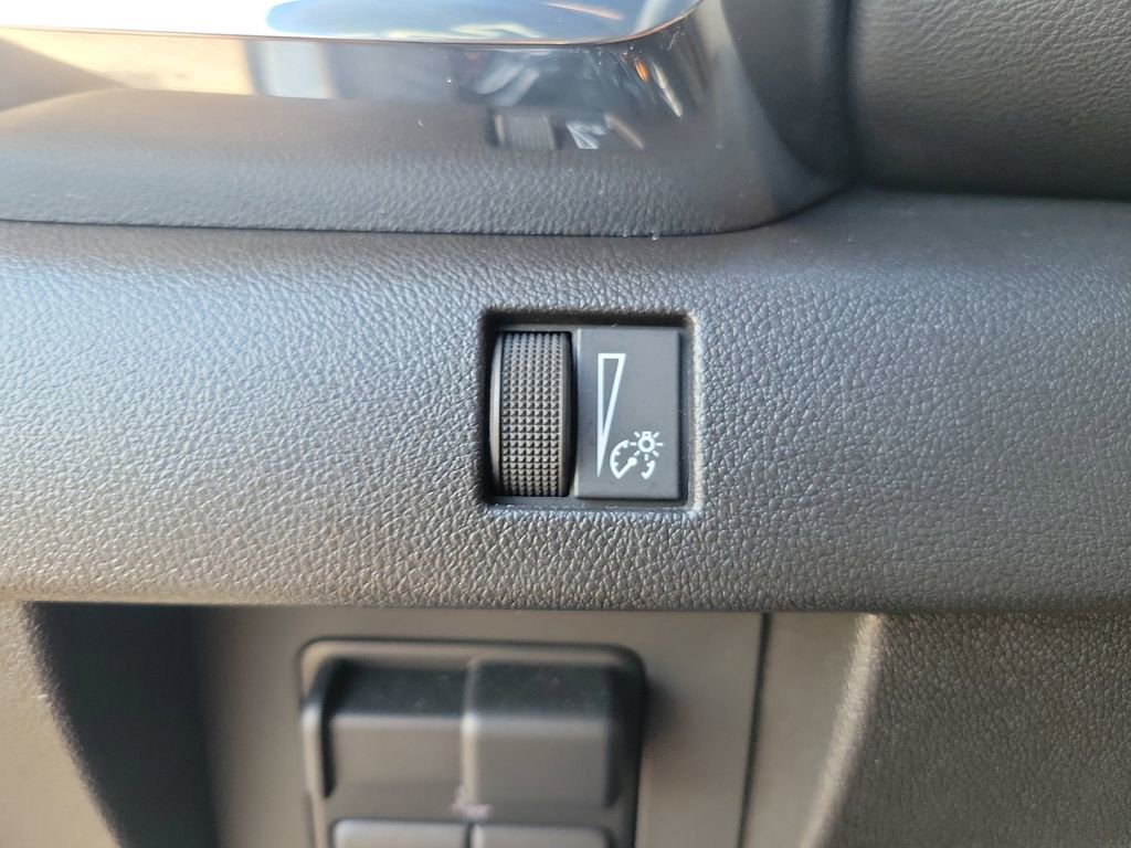 Used 2023 GMC Canyon Elevation w/ Elevation Premium Package image 31