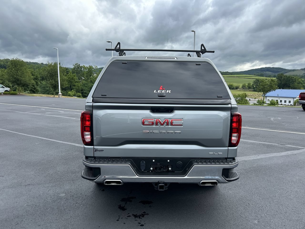 Used 2023 GMC Sierra 1500 SLE AWD/4WD image 6