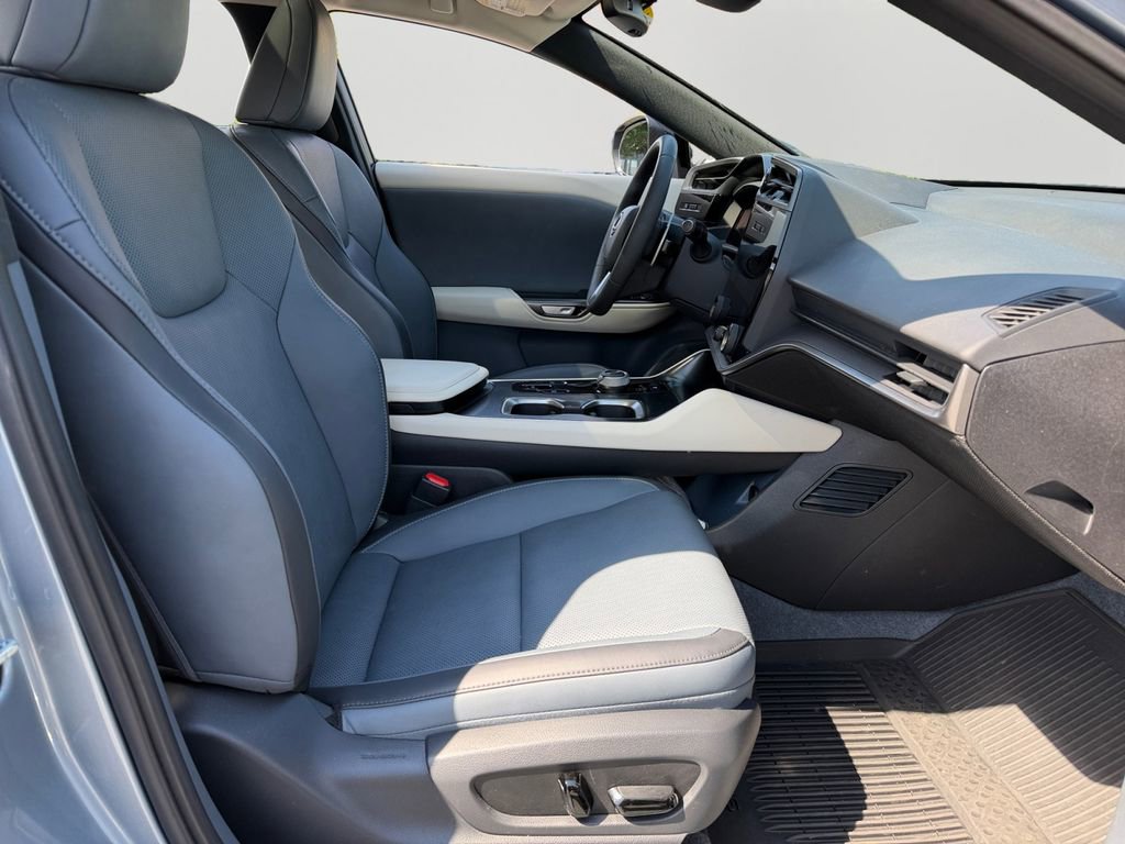 Certified 2025 Lexus RZ 300e w/ Accessory Package (2T) FWD image 8