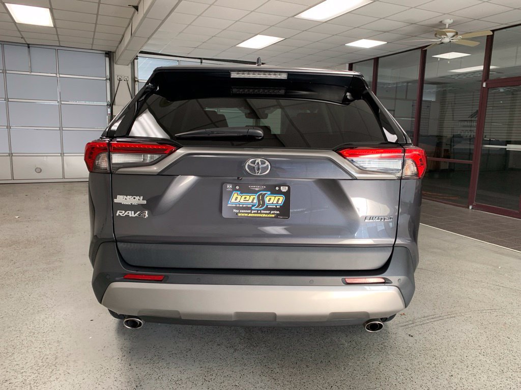 Used 2024 Toyota RAV4 Limited FWD image 5