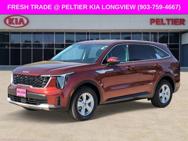 Used 2025 Kia Sorento LX image 3