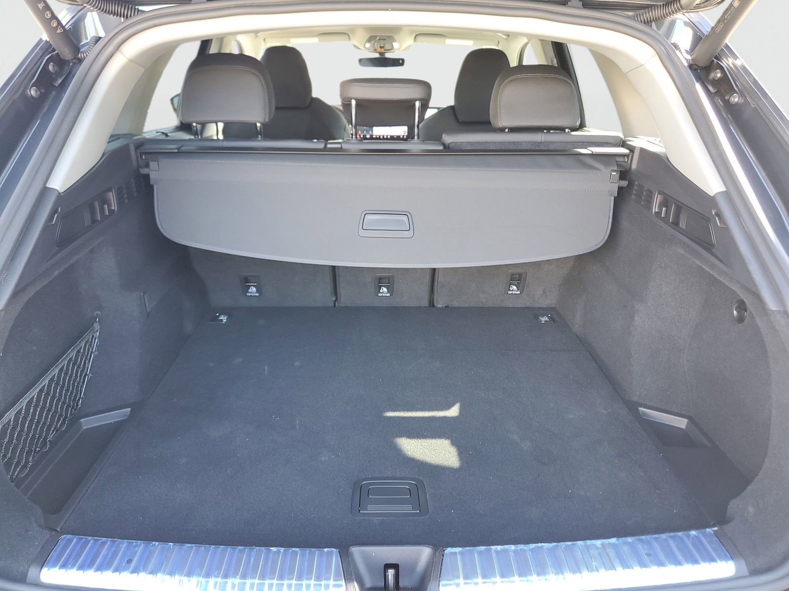 Used 2025 Audi Q5 Premium Plus w/ Premium Plus image 9