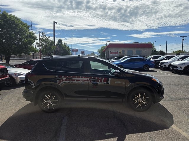 Used 2016 Toyota RAV4 SE AWD/4WD image 3