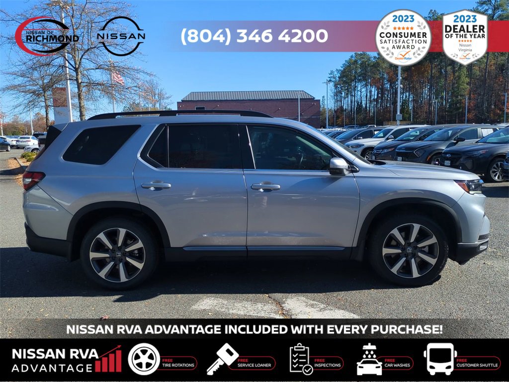 Used 2024 Honda Pilot Touring image 4