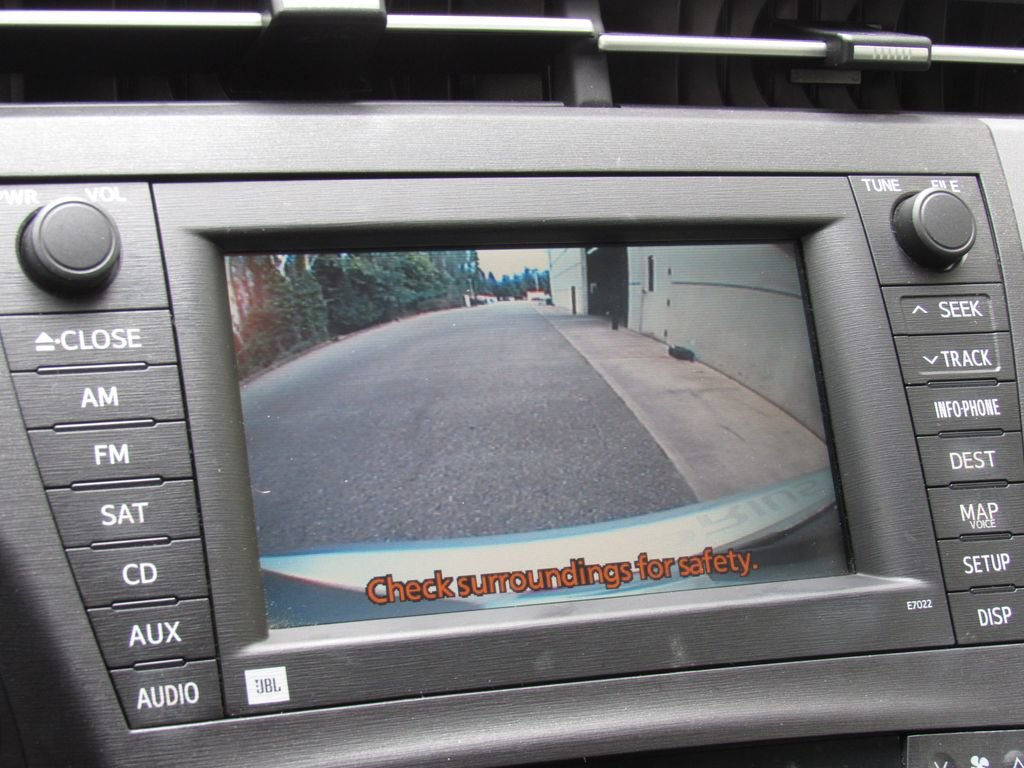 Used 2010 Toyota Prius Four w/ Solar Roof Pkg FWD image 30