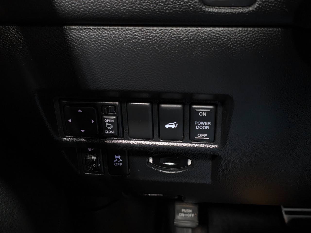 Used 2013 INFINITI FX37 AWD w/ Premium Pkg image 38
