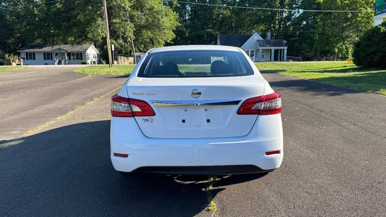 Used 2015 Nissan Sentra S FWD image 7