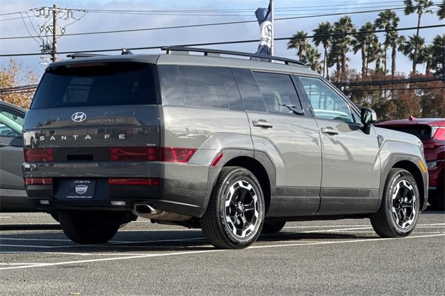 Used 2024 Hyundai Santa Fe SEL image 5