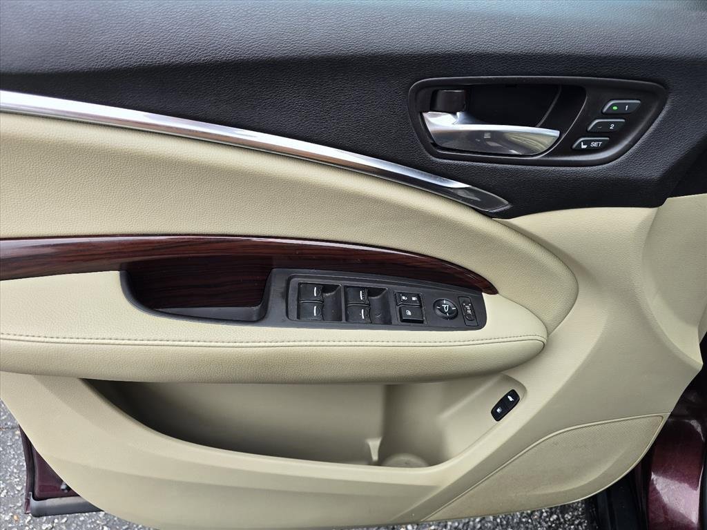 Used 2016 Acura MDX SH-AWD w/ Technology Package image 11