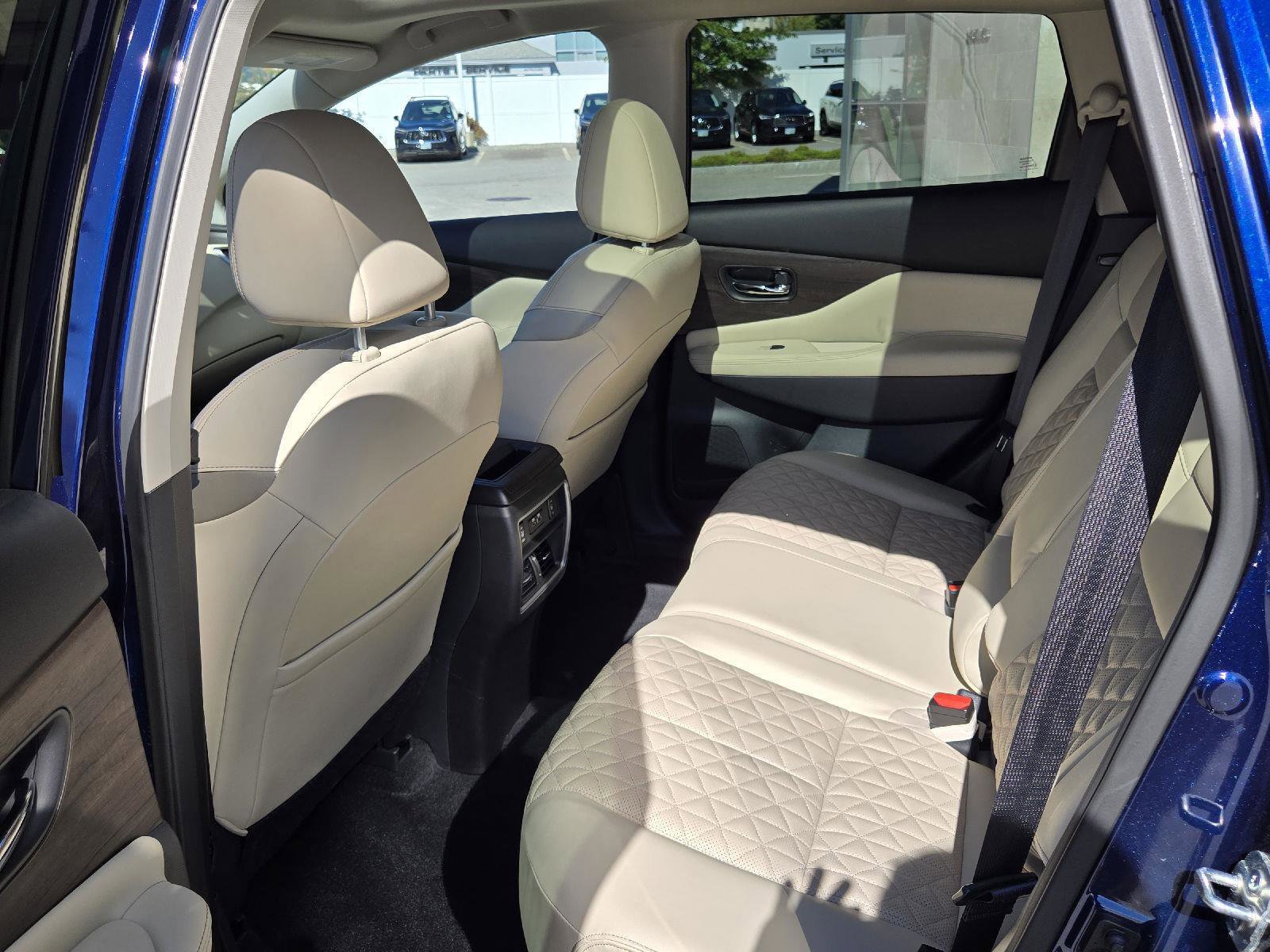 Used 2023 Nissan Murano Platinum w/ Cargo Package image 9