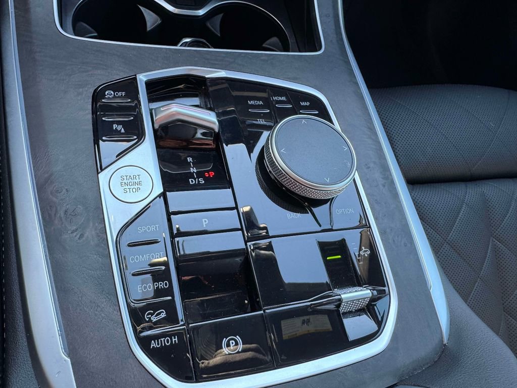 Certified 2026 BMW X7 xDrive40i w/ M Sport Package image 15