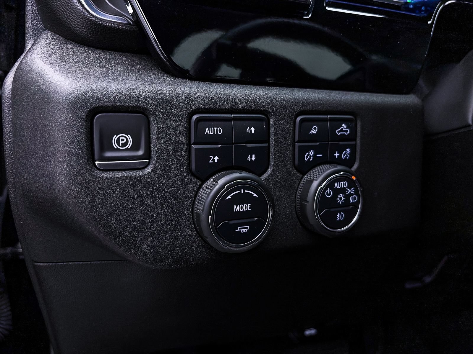 Used 2024 Chevrolet Silverado 1500 RST w/ All Star Edition Plus AWD/4WD image 6