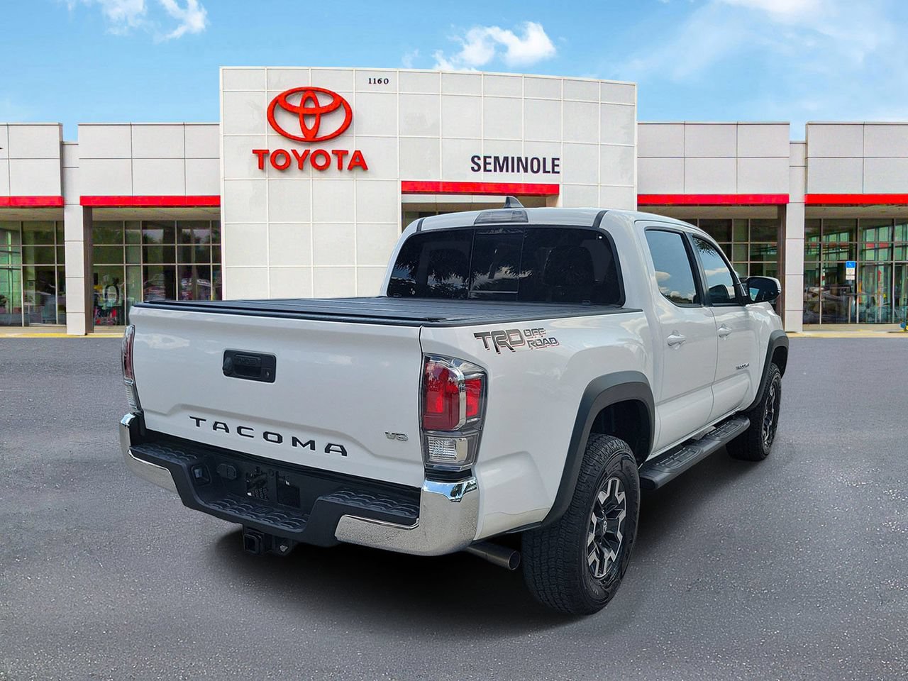 Used 2021 Toyota Tacoma TRD Off-Road RWD image 3