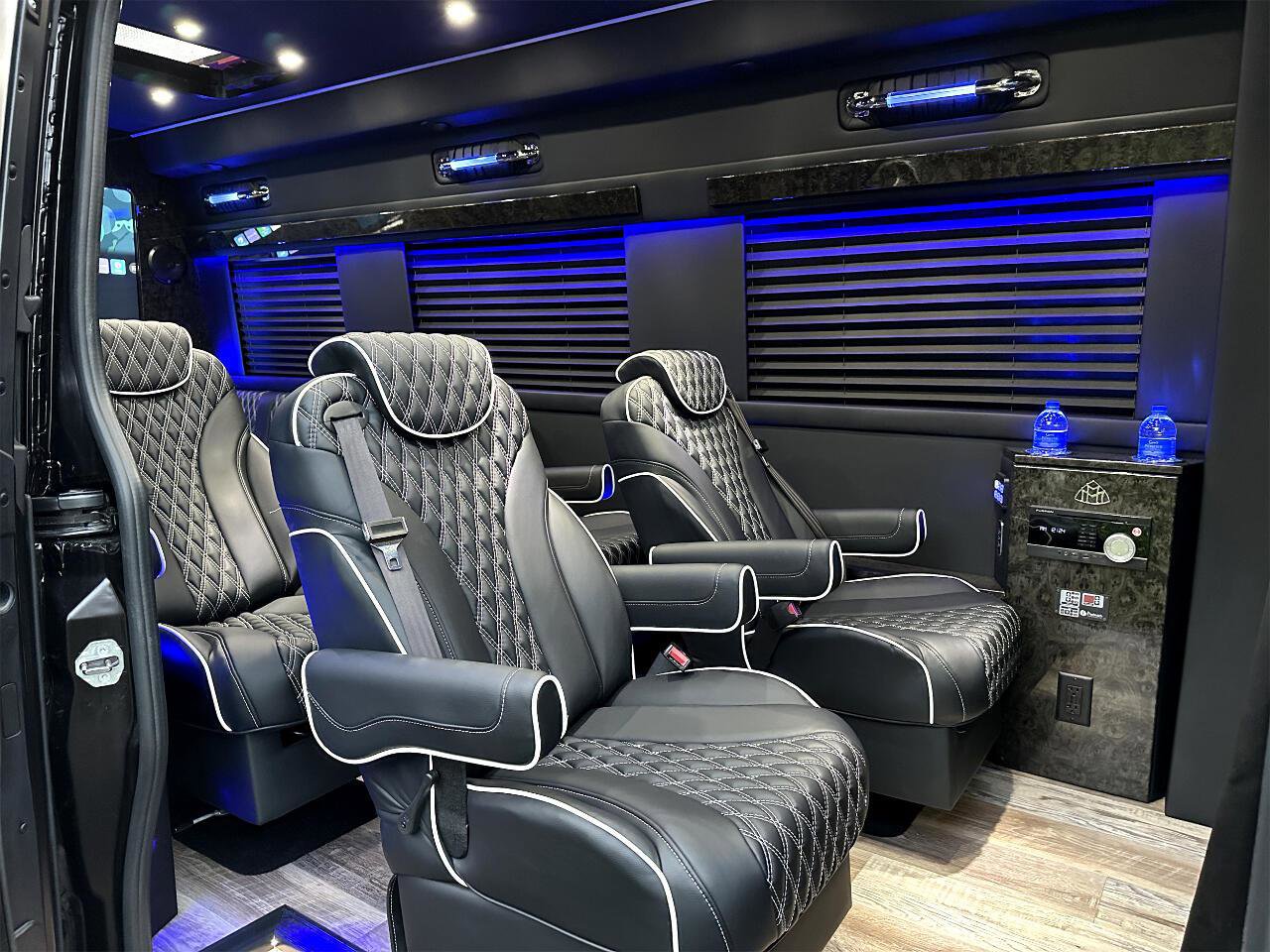 Used 2022 Mercedes-Benz Sprinter 3500 image 5