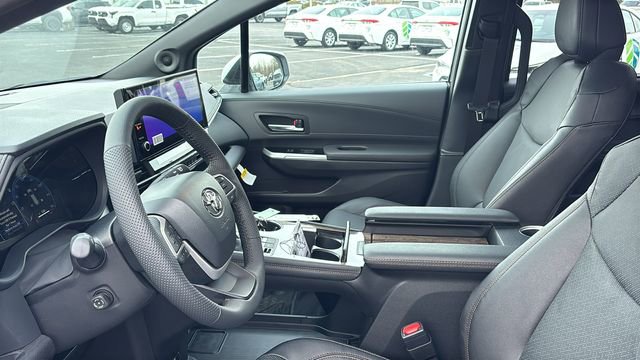 New 2026 Toyota Sienna Platinum image 28