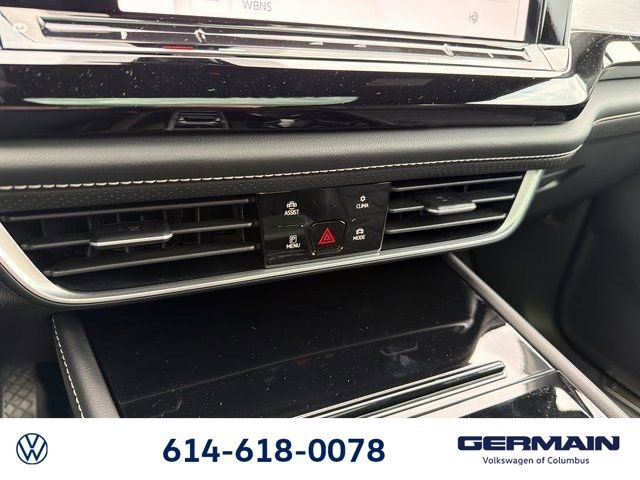 New 2026 Volkswagen Atlas Cross Sport SE image 29