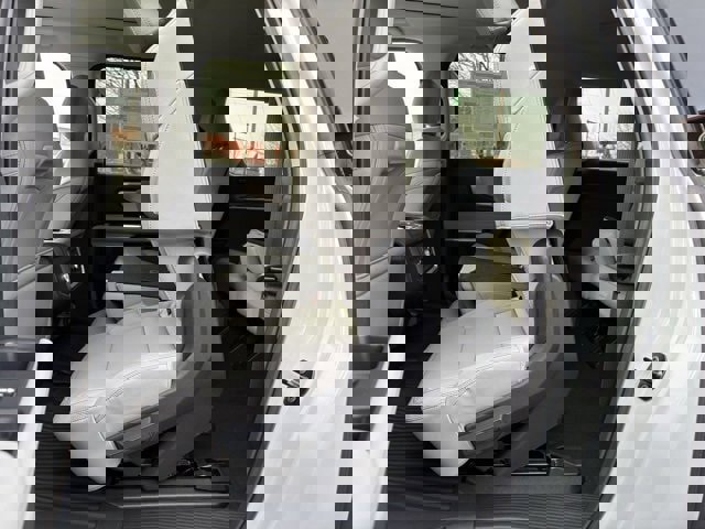 New 2025 Ford Expedition Max Active image 52