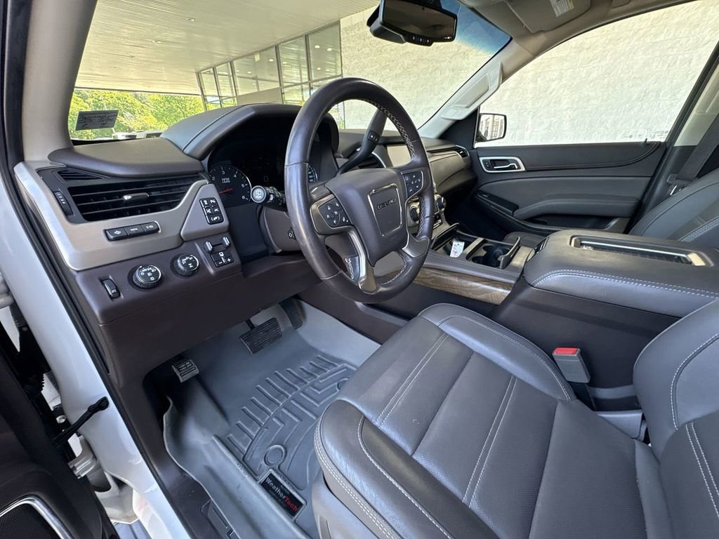 Certified 2019 GMC Yukon Denali w/ Denali Ultimate Package AWD/4WD image 10