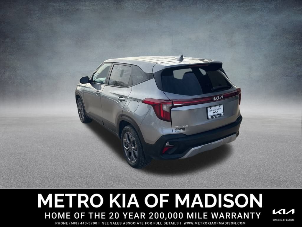 Used 2025 Kia Seltos LX image 4