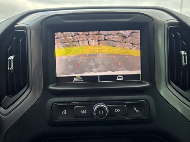 Used 2023 Chevrolet Silverado 1500 Custom AWD/4WD image 27