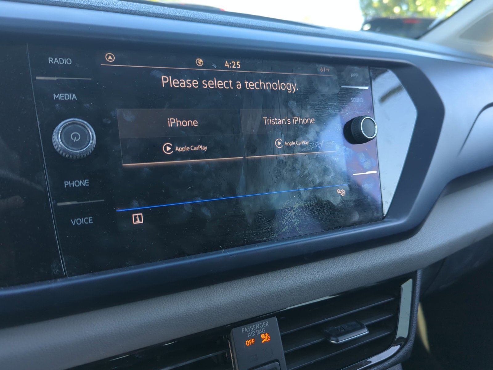 Certified 2022 Volkswagen Taos SE image 26