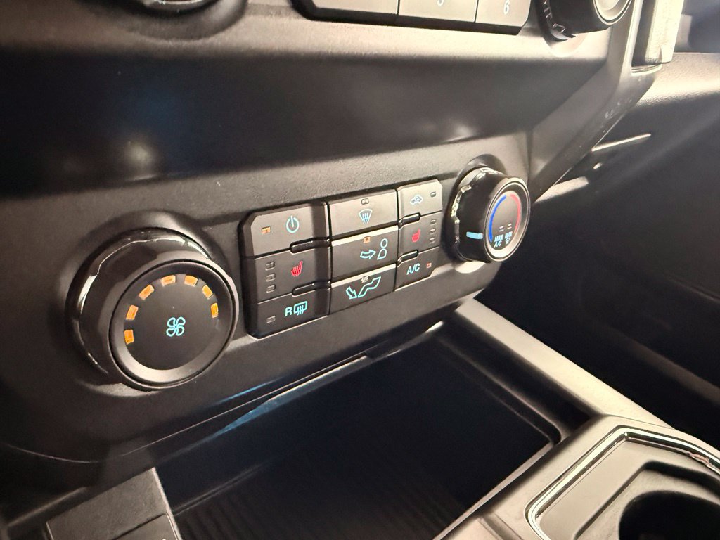 Used 2020 Ford F150 XLT w/ Equipment Group 302A Luxury AWD/4WD image 38