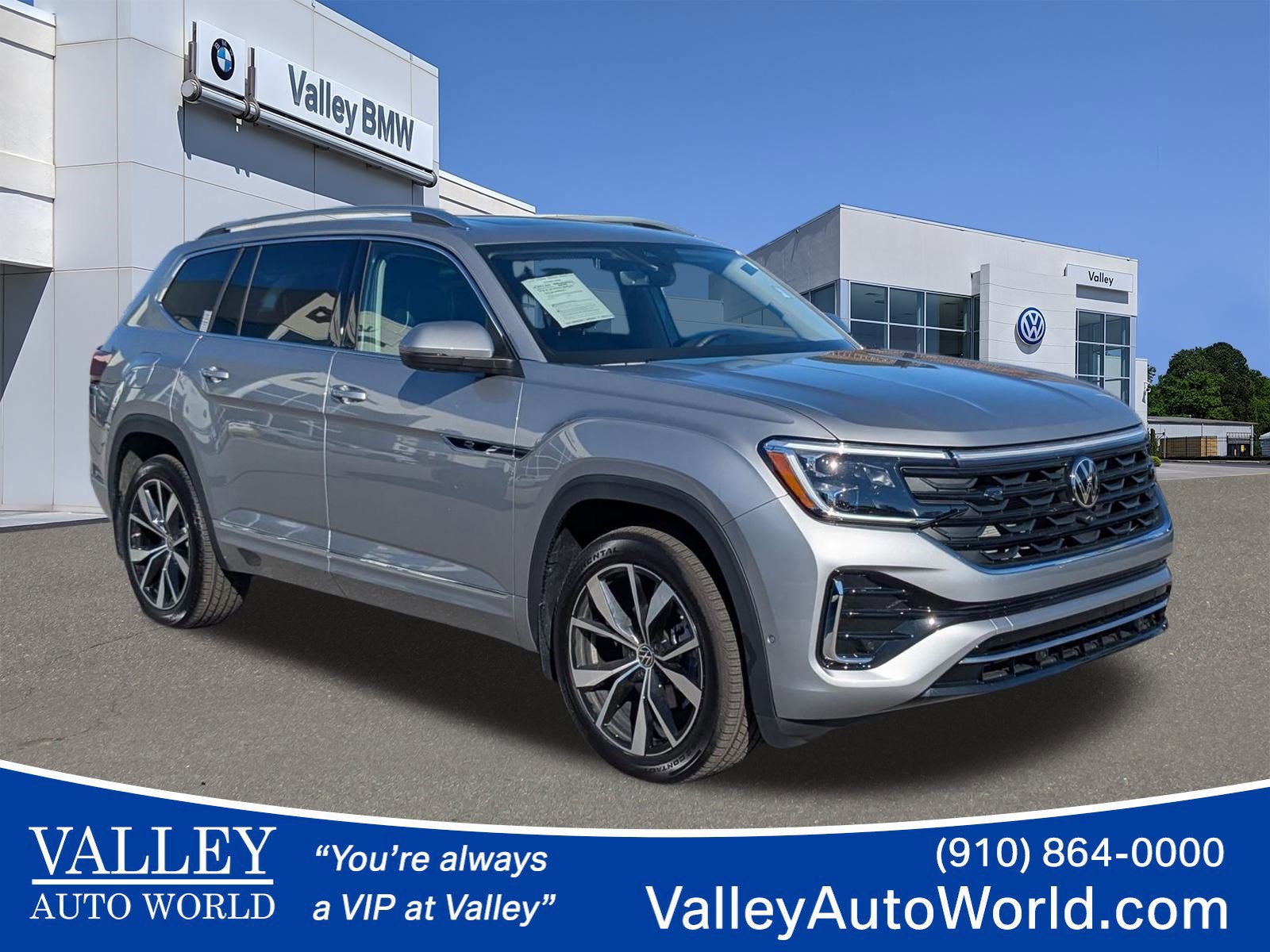 Used 2025 Volkswagen Atlas SEL Premium R-Line image 1