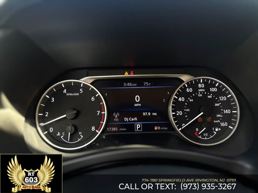 Used 2025 Nissan Sentra SR FWD image 14