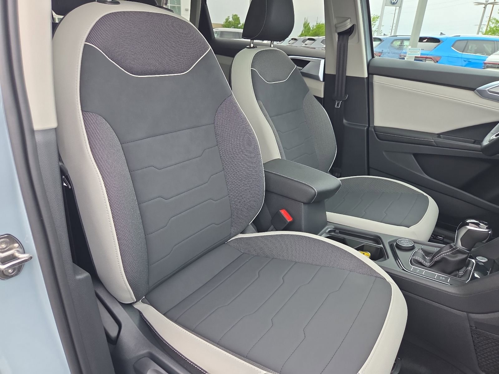 New 2026 Volkswagen Taos SE AWD/4WD image 21