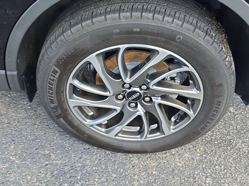 Used 2022 Lincoln Corsair FWD image 5