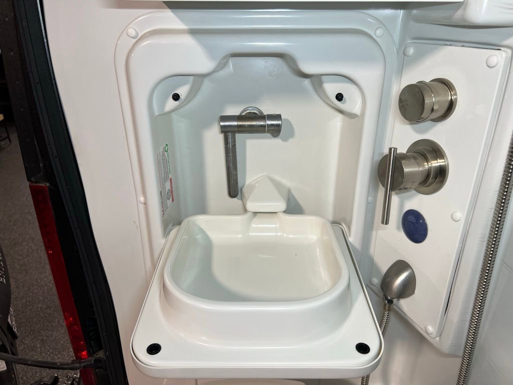 Used 2021 RAM ProMaster 3500 w/ Convenience Group FWD image 43