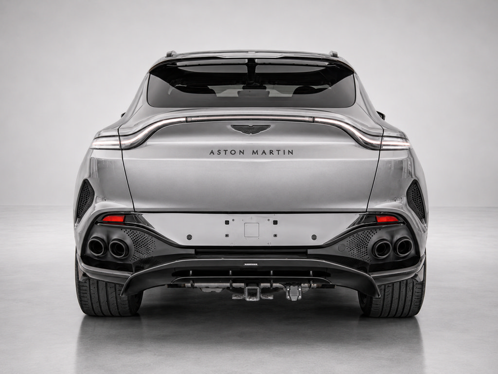 Used 2023 Aston Martin DBX 707 AWD/4WD image 10