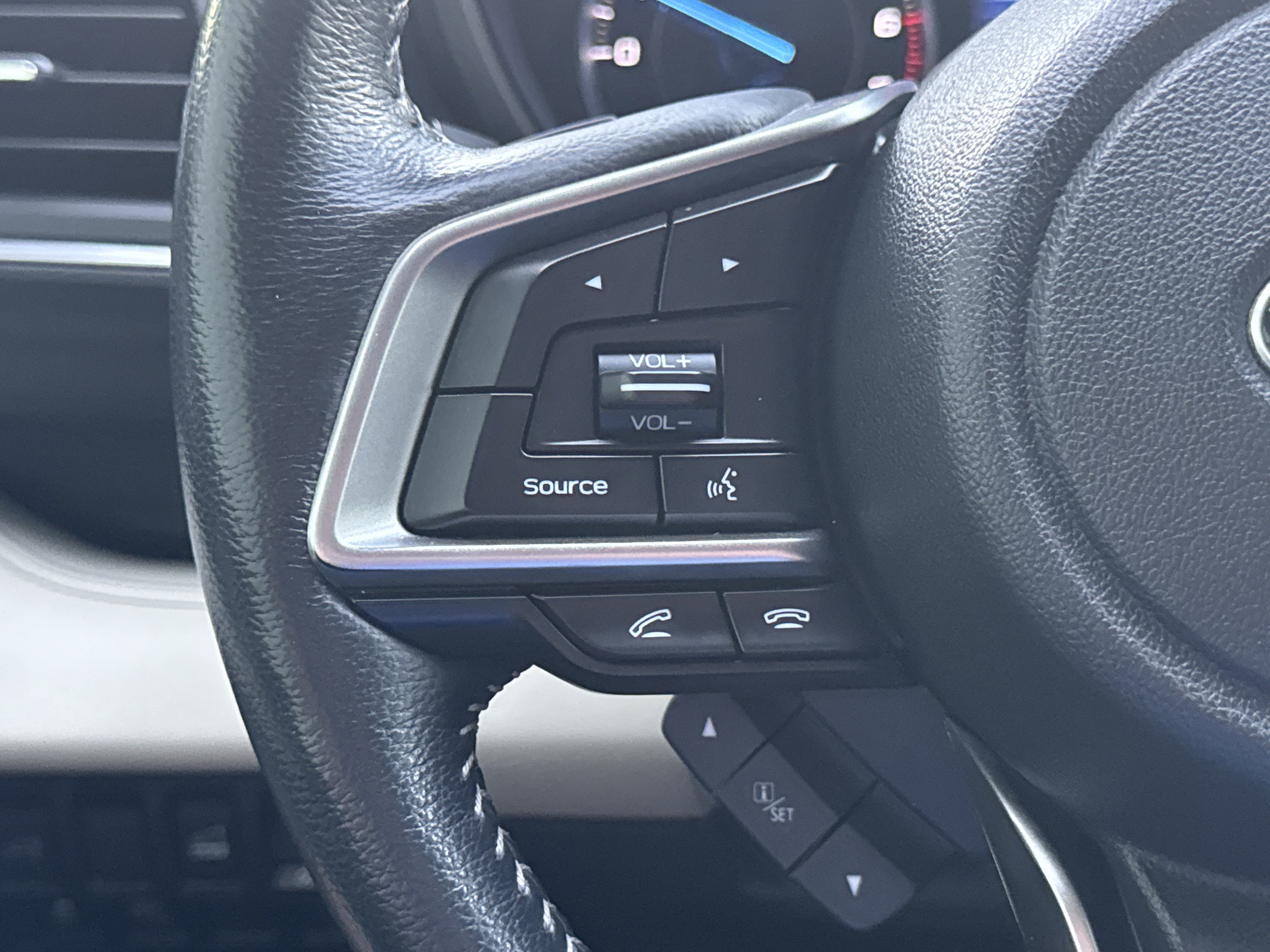 Used 2019 Subaru Ascent Limited image 14