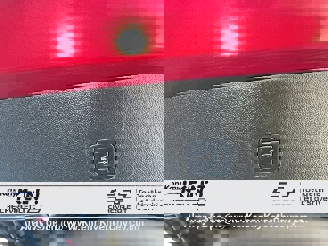 Used 2019 Chevrolet Traverse LT image 8