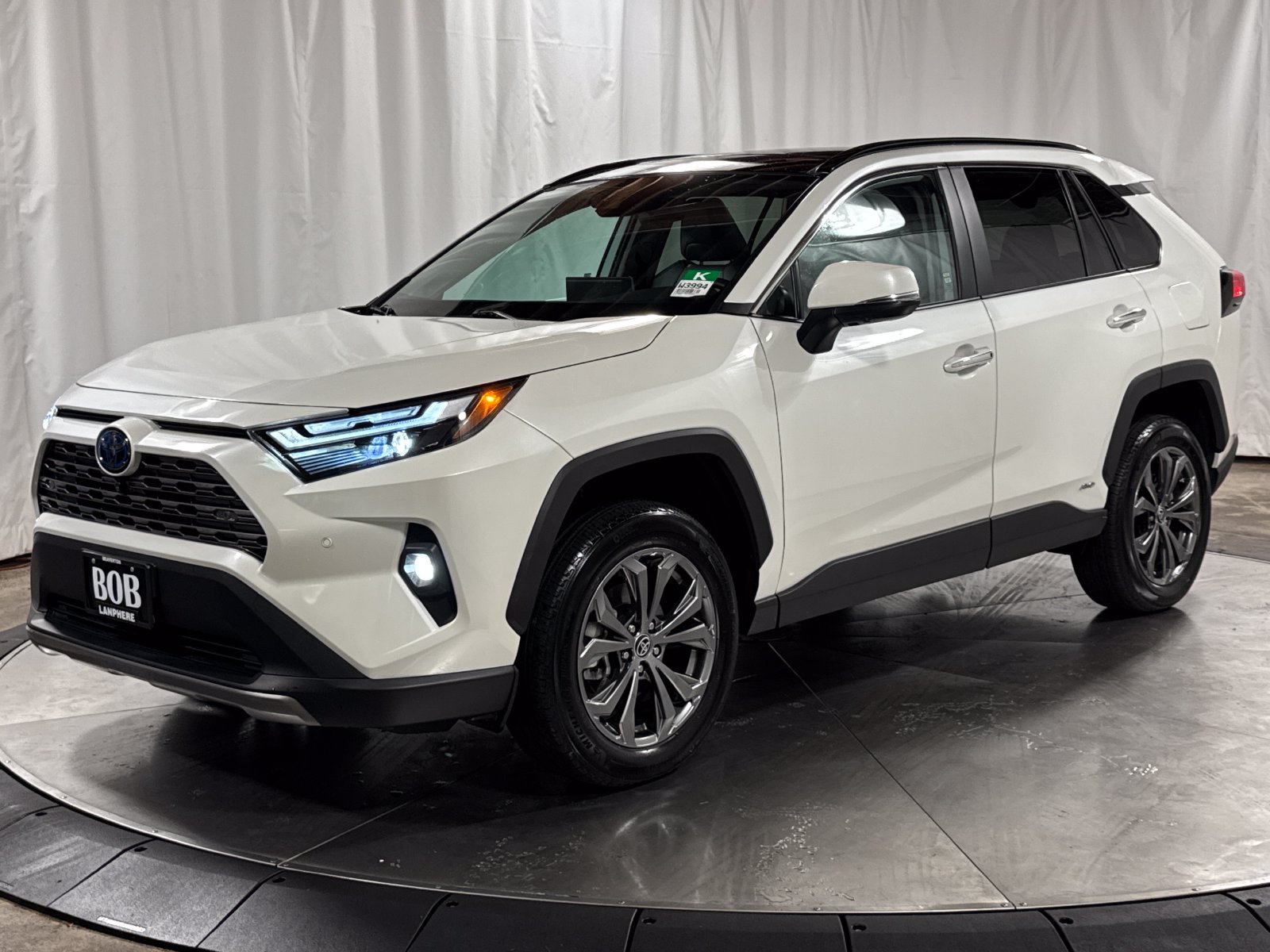 Used 2022 Toyota RAV4 Limited AWD/4WD image 1