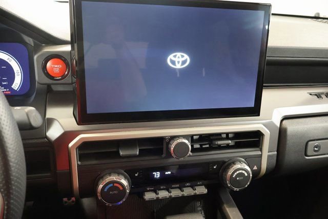 Used 2024 Toyota Tacoma TRD Sport AWD/4WD image 19