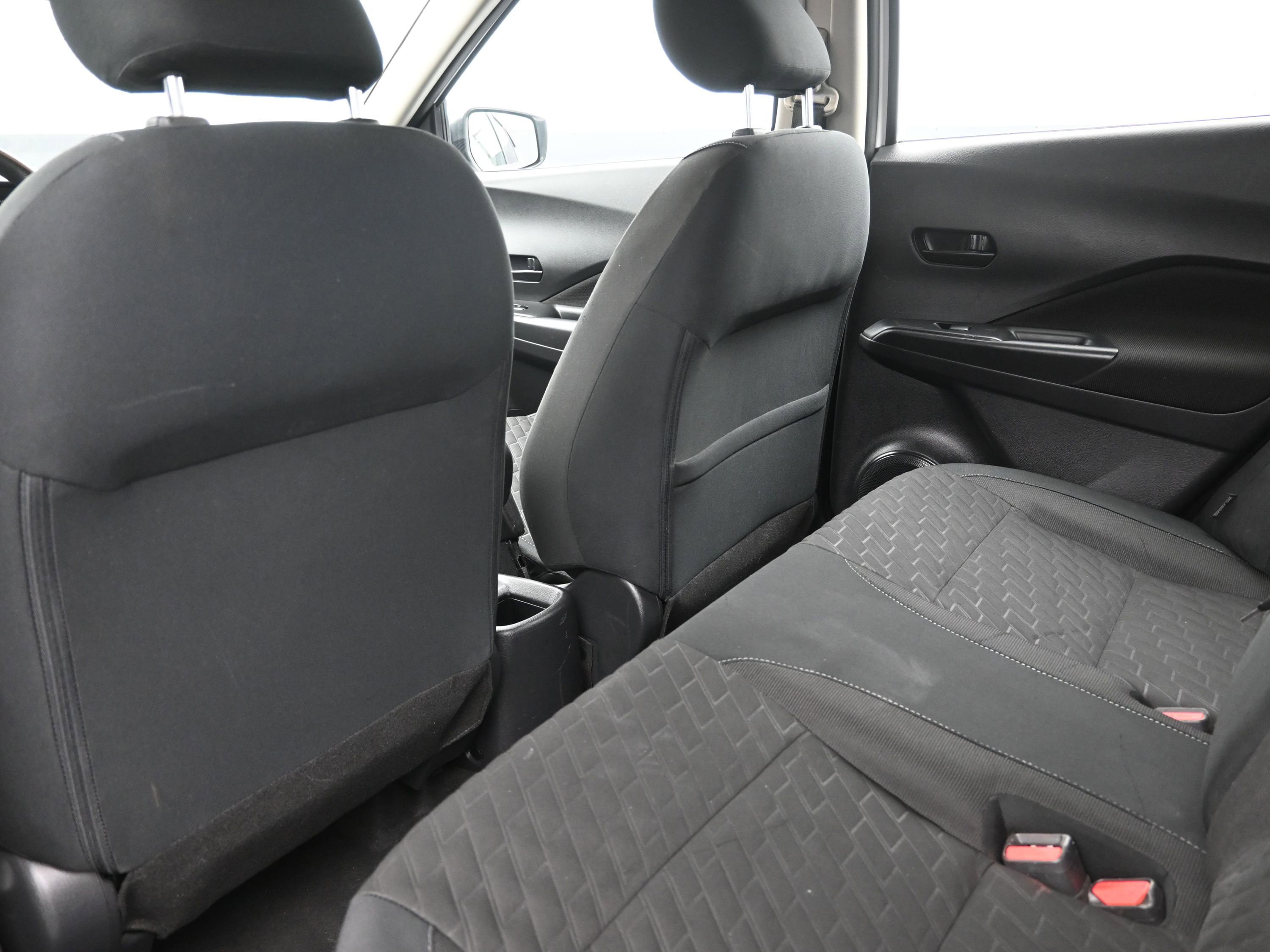 Used 2022 Nissan Kicks S FWD image 21