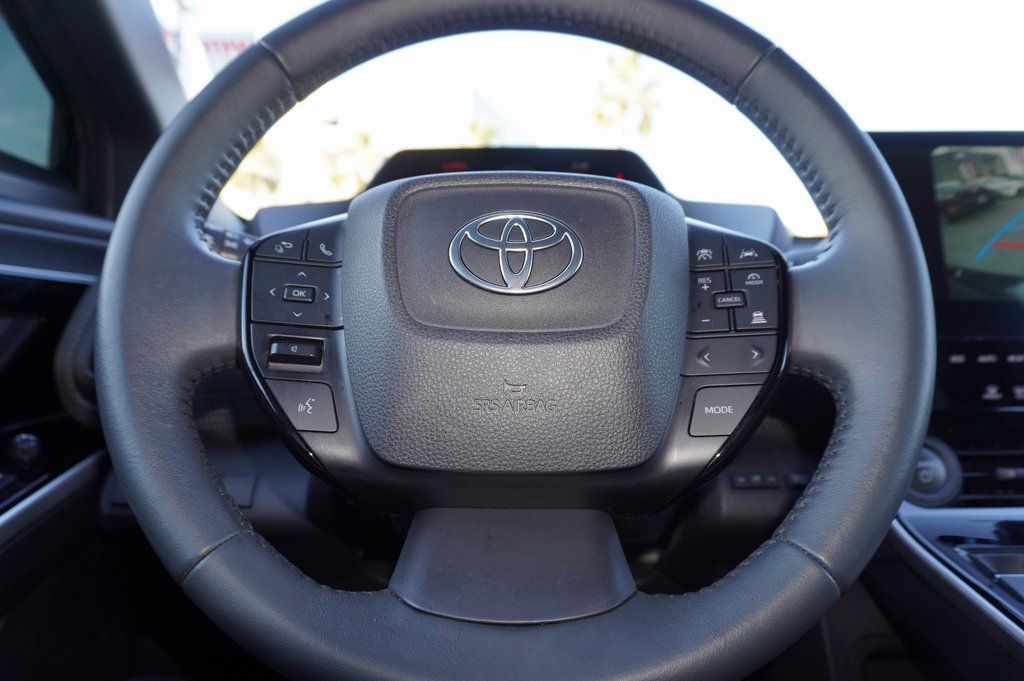 Certified 2025 Toyota bZ4X FWD image 21