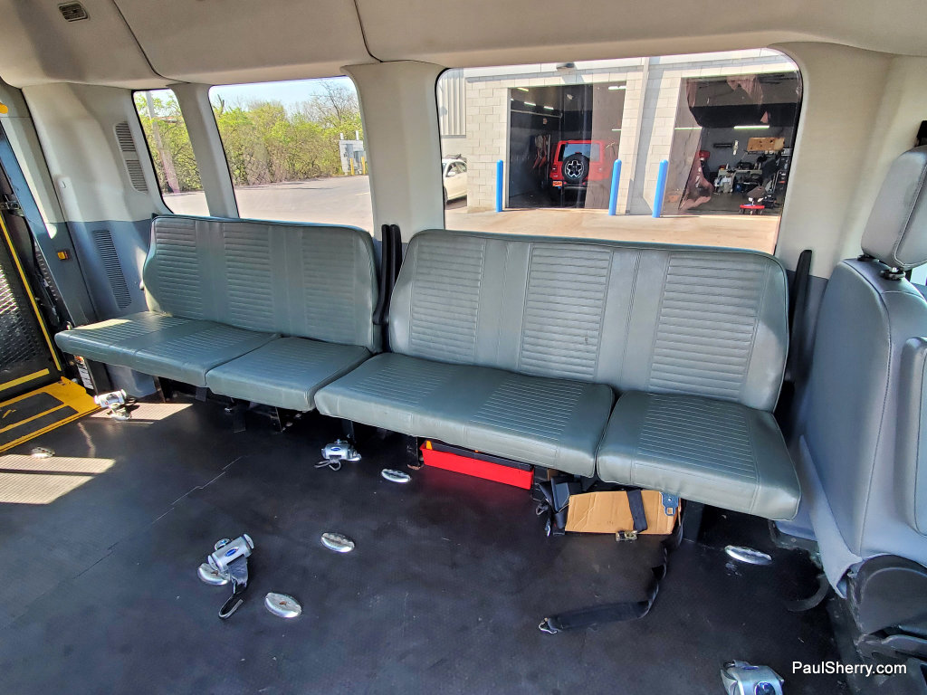 Used 2016 Ford Transit 350 XL image 3