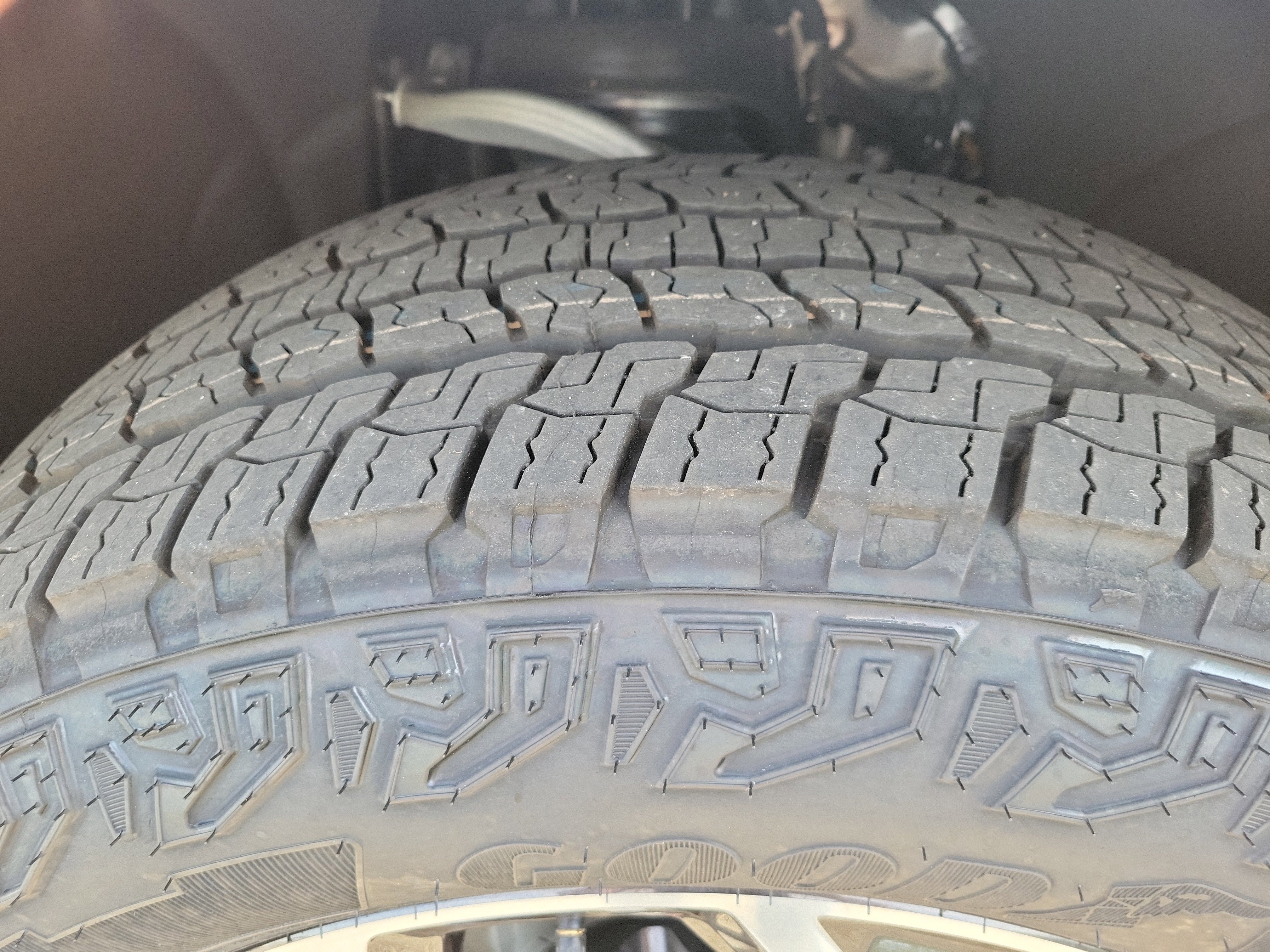 New 2026 GMC Yukon AT4 Ultimate w/ LPO, Floor Liner Package AWD/4WD image 12