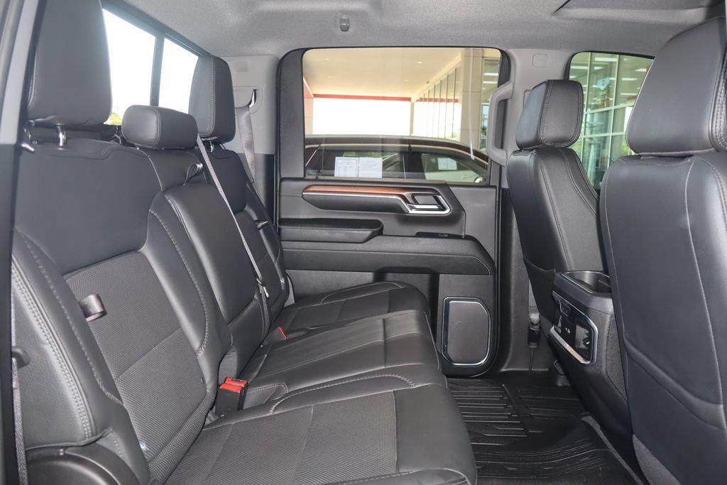 Used 2024 GMC Sierra 2500 Denali w/ Denali Reserve Package AWD/4WD image 44