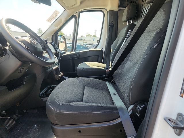 Used 2025 RAM ProMaster 2500 w/ U-Haul Equipment Group FWD image 13