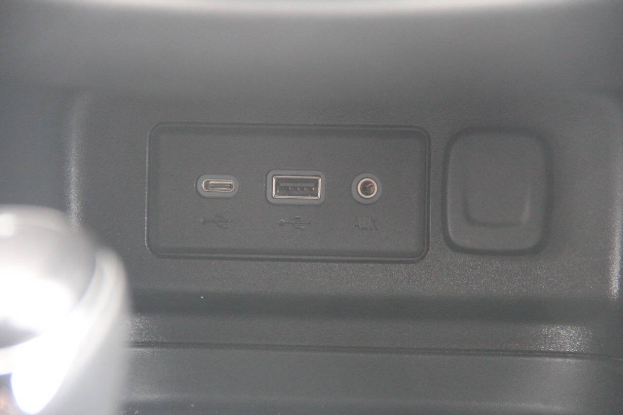 Used 2020 Chevrolet Equinox LT AWD/4WD image 21