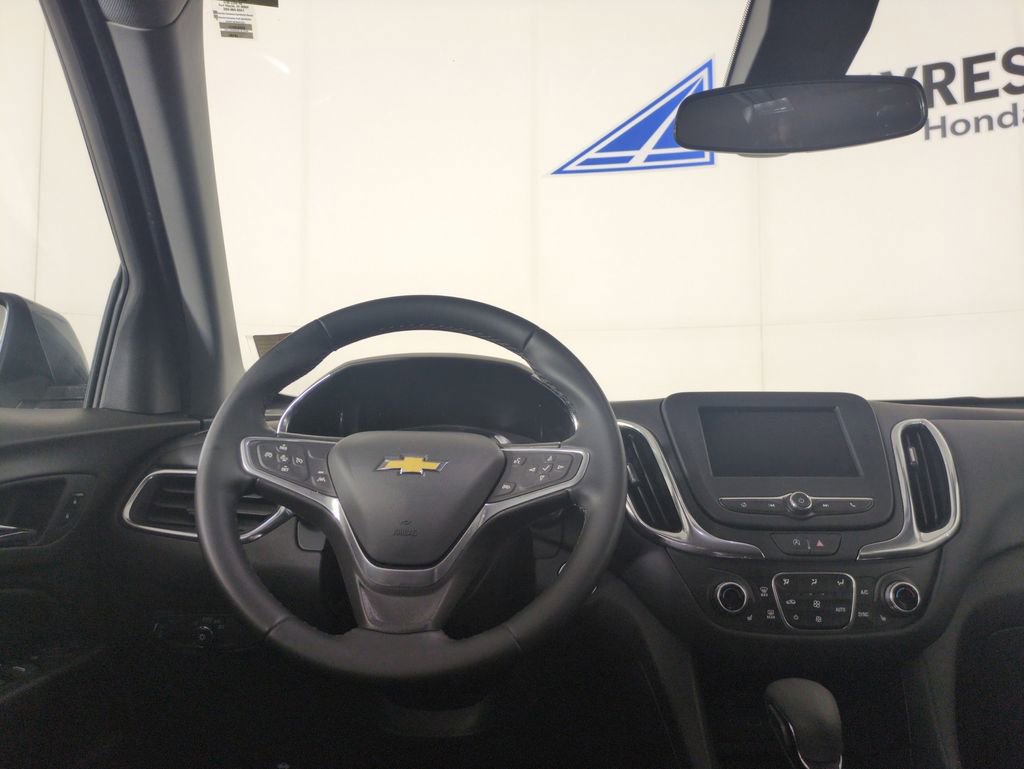Used 2023 Chevrolet Equinox LT image 16