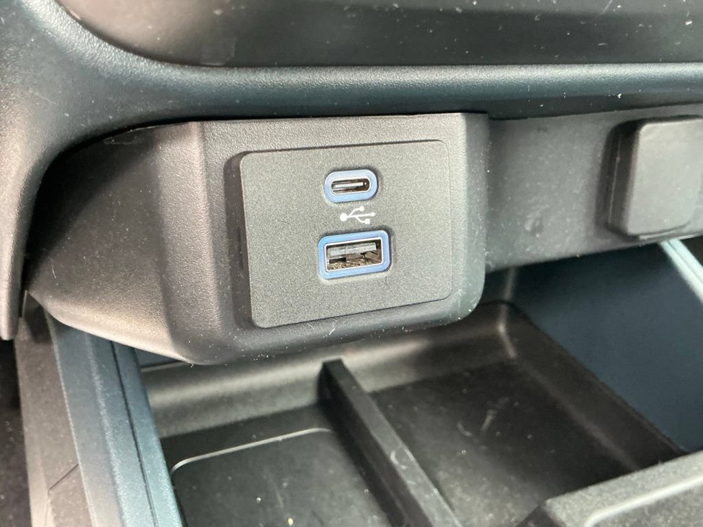 Used 2023 Ford Maverick XL FWD image 32