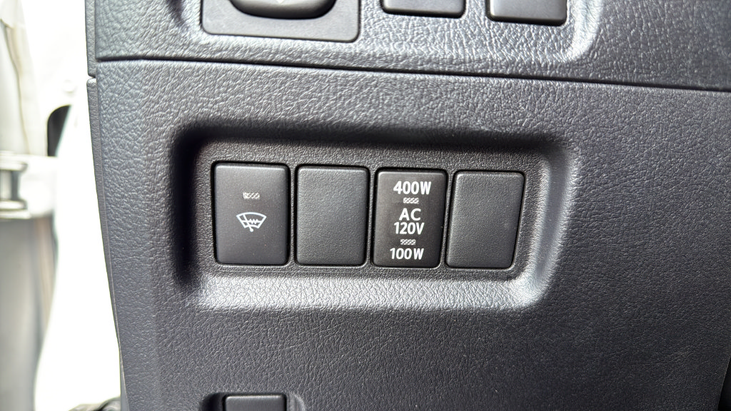Used 2020 Toyota 4Runner Venture w/ Moonroof Package AWD/4WD image 23