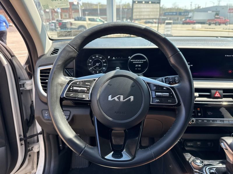 Certified 2024 Kia Seltos S image 24